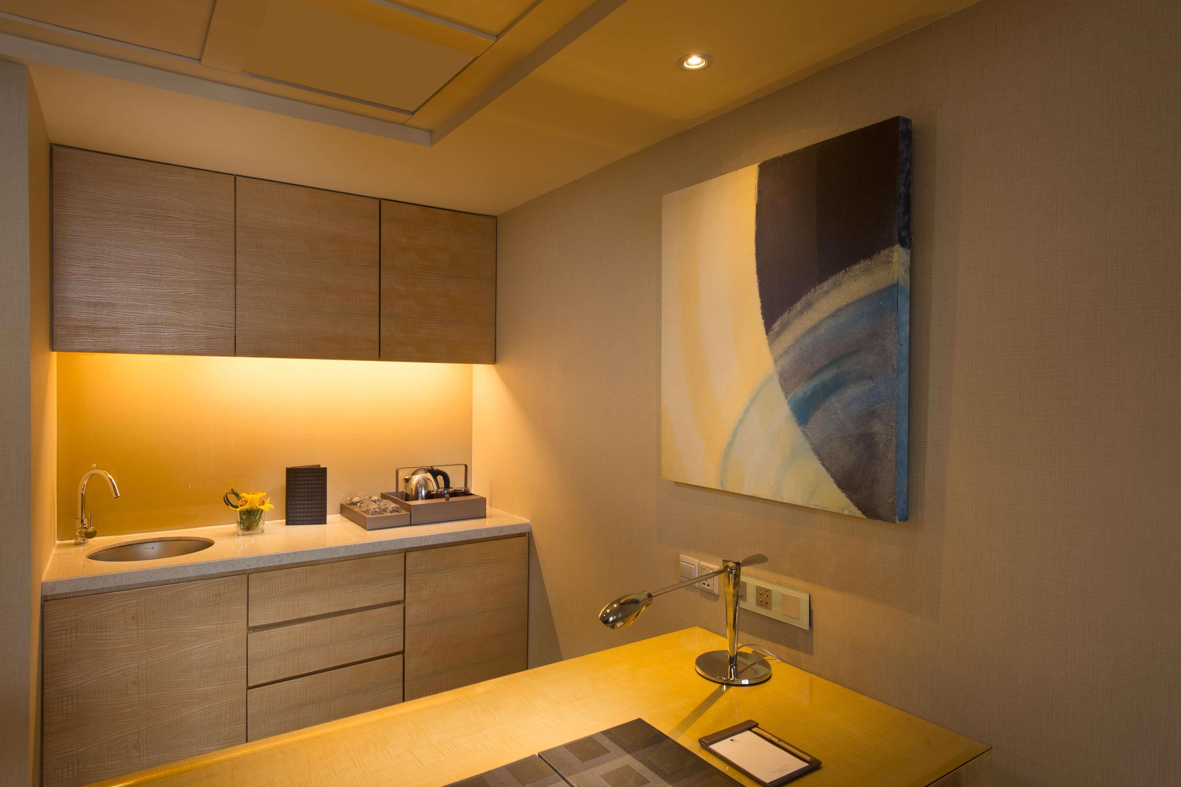 Doubletree By Hilton Kuala Lumpur Hotel Exterior photo A workroom at the British Embassy in Berlin