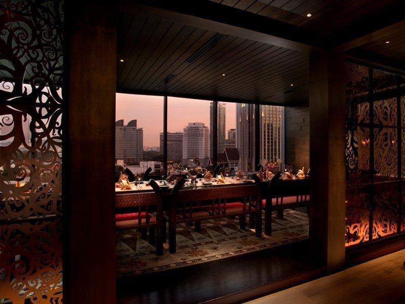 Doubletree By Hilton Kuala Lumpur Hotel Exterior photo The interior of the restaurant