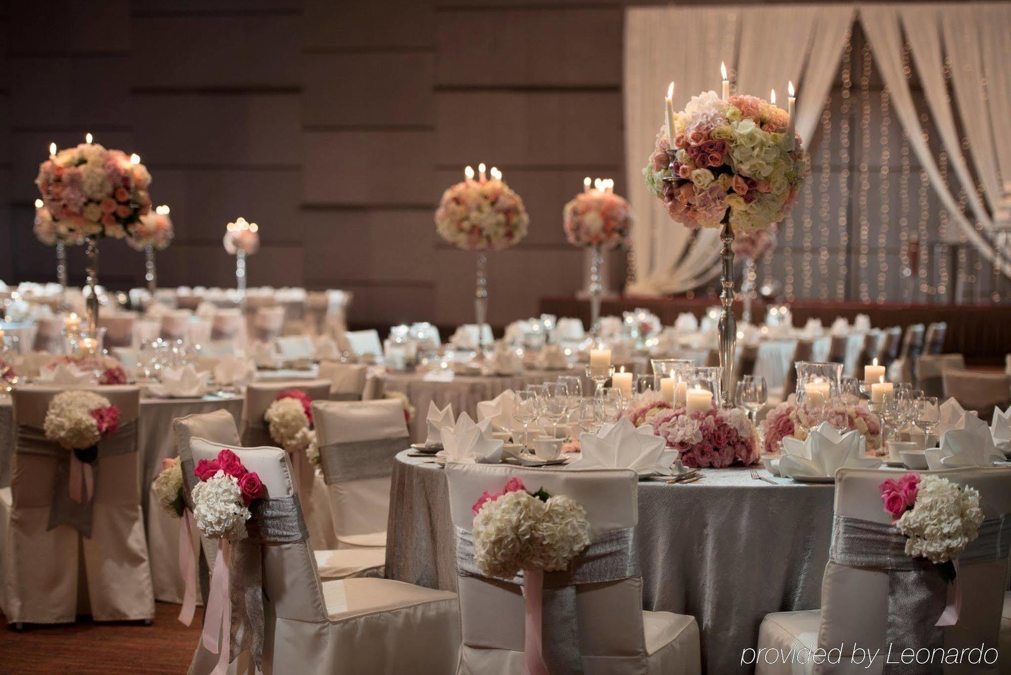 Doubletree By Hilton Kuala Lumpur Hotel Exterior photo A wedding reception